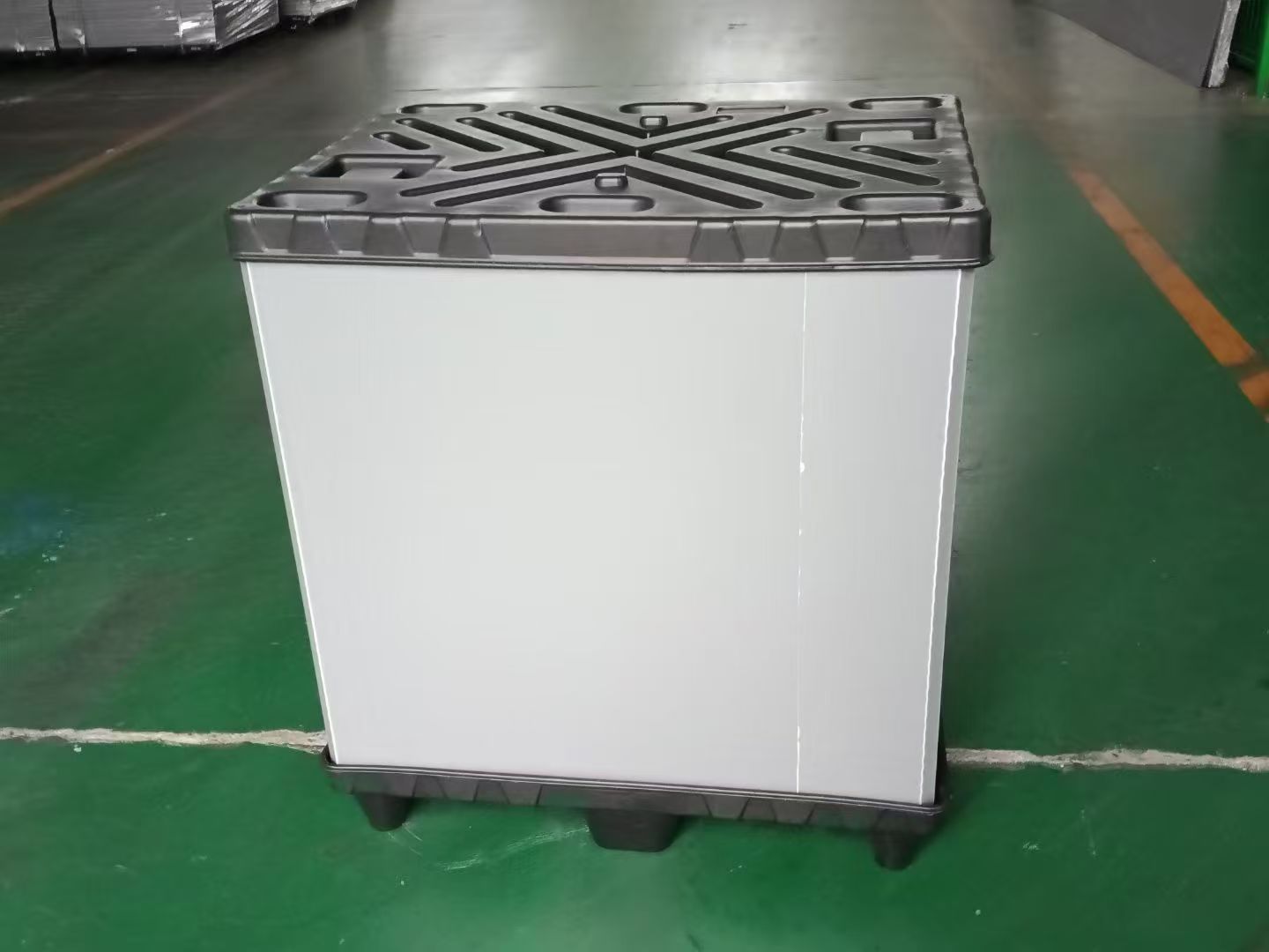 folding logistics box